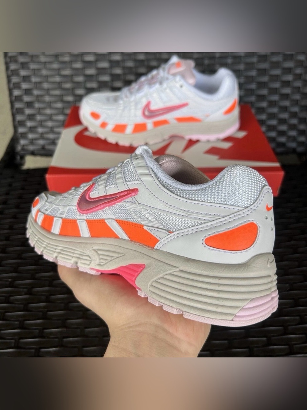 NIKE P-6000 DIGITAL PINK CRIMSON Size 6 WMNS - Picture 4 of 6